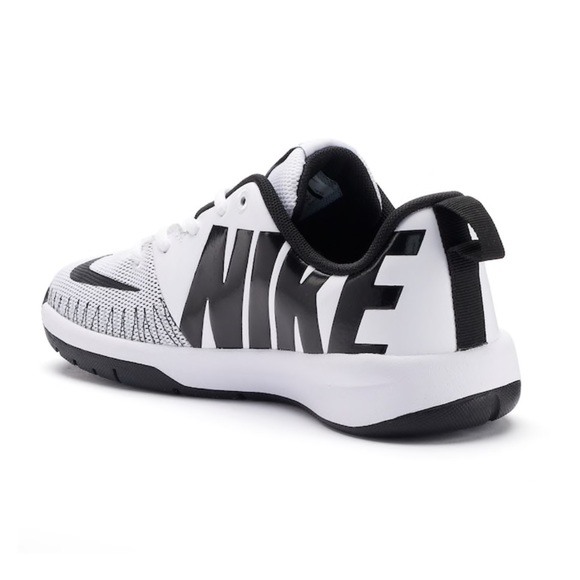 nike team hustle d 7 low